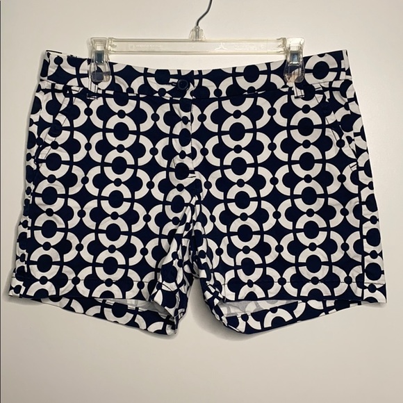 crown & ivy Pants - CROWN & IVY Shorts size 8